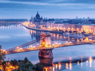 Авиабилеты в Будапешт из Москвы в мае за 2630 руб. в одну сторону.
