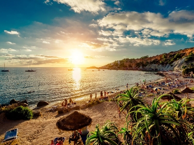 Дешевые билеты на Ибицу в сентябре всего за 3958 руб. в одну сторону из Москвы