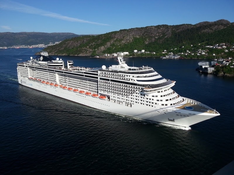 Кольцевой круиз 7 ночей из Роттердама в сентябре 2019г. на MSC Preziosa за 579€