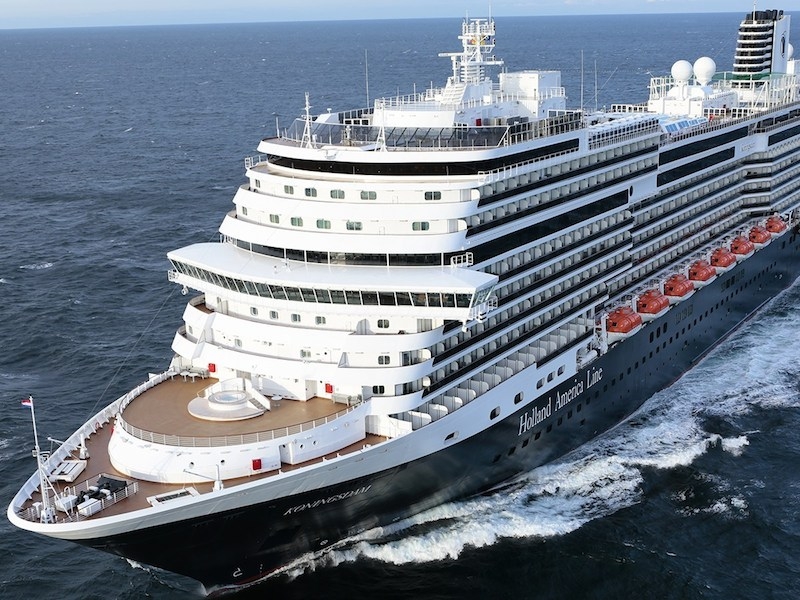 Горящий кольцевой круиз 10 ночей из Чивитавеккьи в мае 2019г. на HAL Koningsdam за 675€