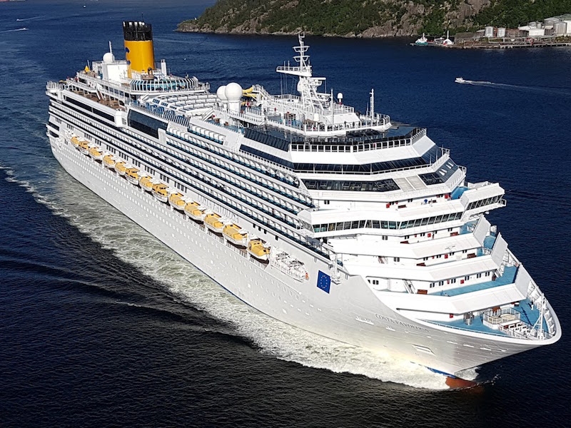 Кольцевой круиз 7 ночей из Варнемюнде (Берлин) в юиле 2019г. на Costa Favolosa за 549€