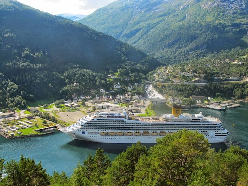 Кольцевой круиз 11 ночей из Киля на Costa Pacifica в августе 2019г. за 799€