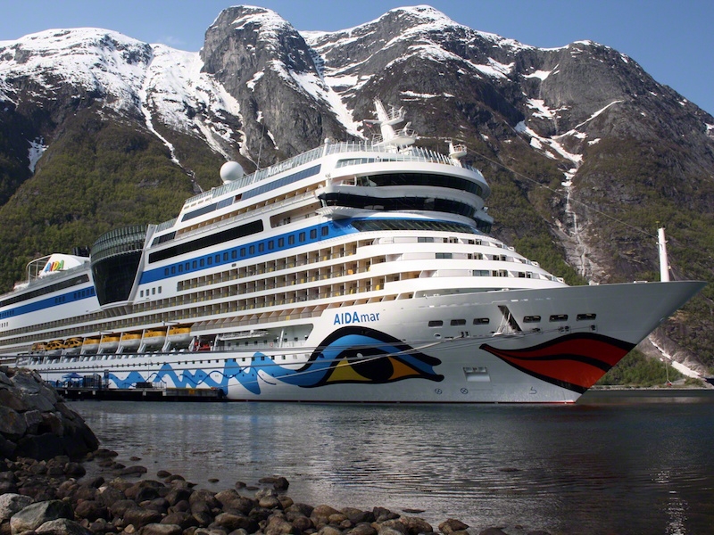 Круиз 10 ночей из Варнемюнде (Берлин) в Гамбург в октябре 2019г. на AIDAmar за 749€