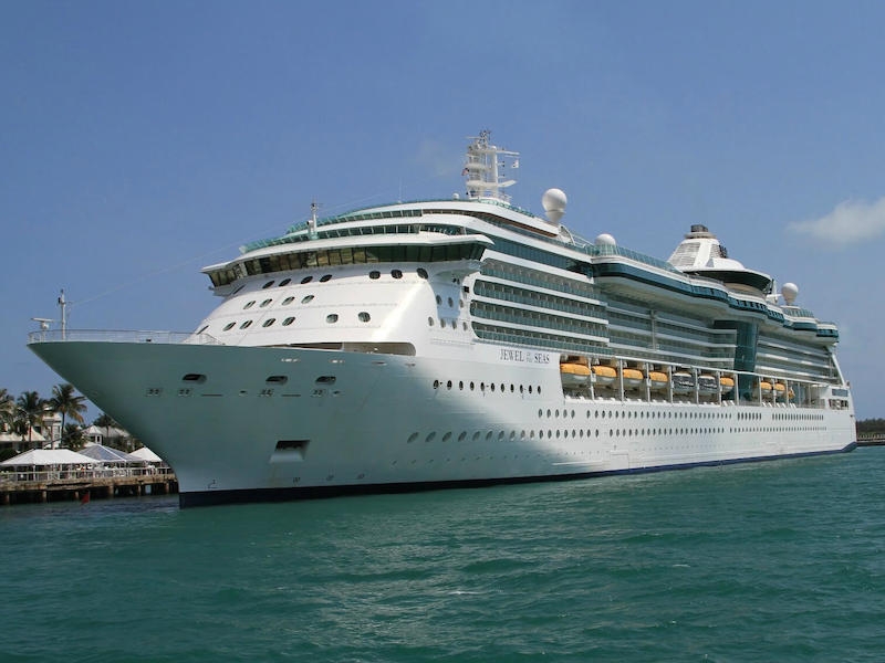 Кольцевой круиз 7 ночей из Дубая на Jewel of the Seas за 586€