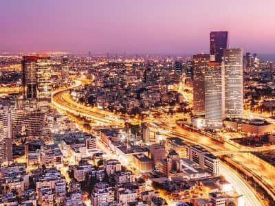 Рейсы в Тель-Авив из Самары с ноября по март за 9 600 р. в оба конца.