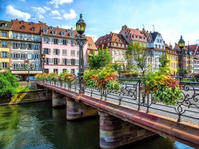 Авиабилеты в Страсбург из Санкт-Петербурга в апреле за 8 938 руб. туда-братно