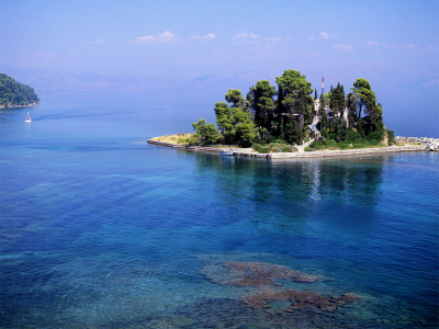 Авиабилеты из Варшавы на о.Корфу за 2455 руб. туда-обратно в апреле.