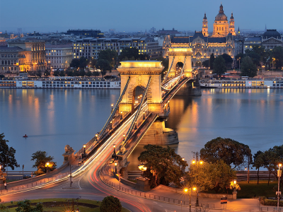 Дешевые авиабилеты в Будапешт из Москвы за 6289 руб. туда-обратно в марте.