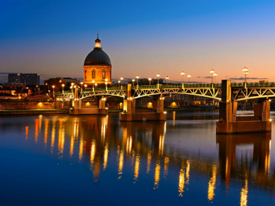 Авиабилеты из Варшавы во Францию в марте туда-обратно за 1354 руб.