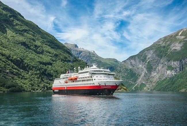 Hurtigruten первыми в мире возобновили круизы
