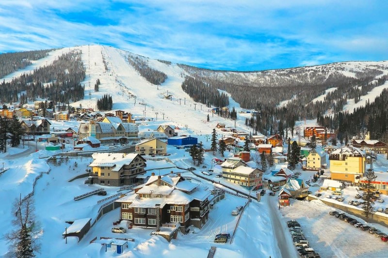 ТОП 10 горнолыжных курортов России 2020-2021гг. и на Новый год